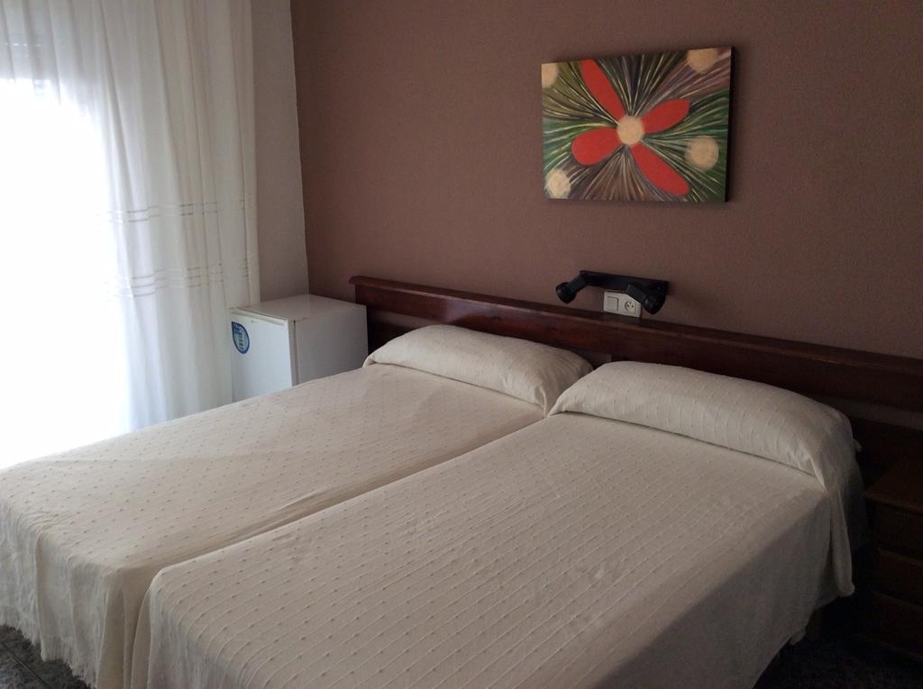 Pension K-Hito Santiago De La Ribera Esterno foto