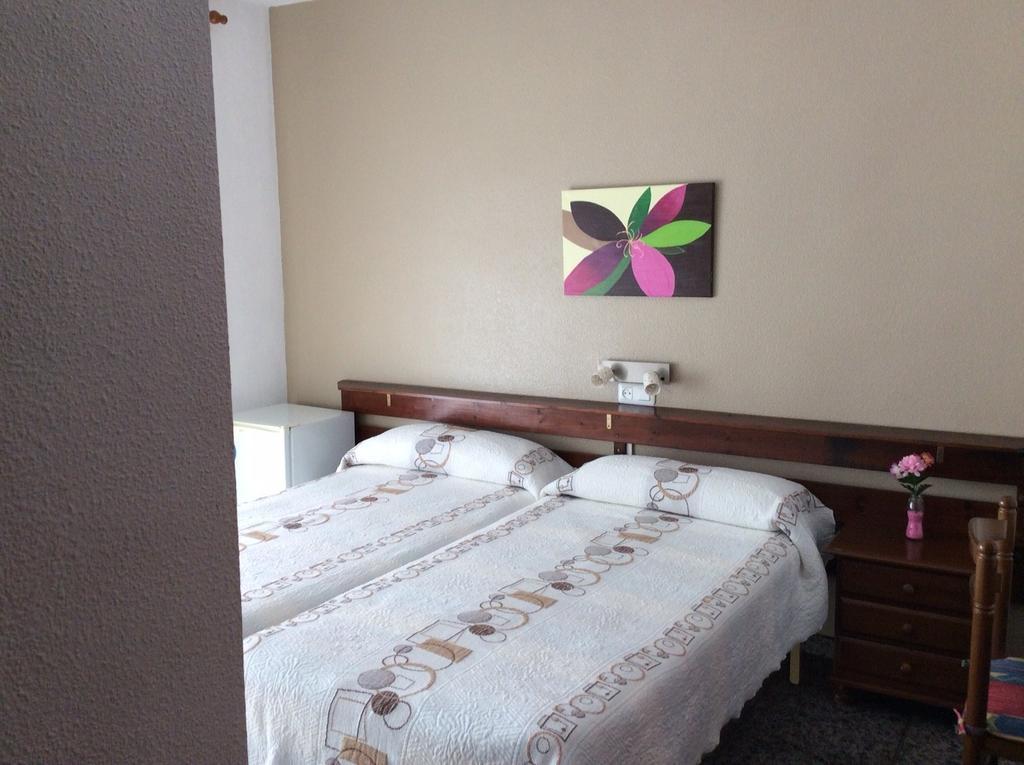 Pension K-Hito Santiago De La Ribera Esterno foto